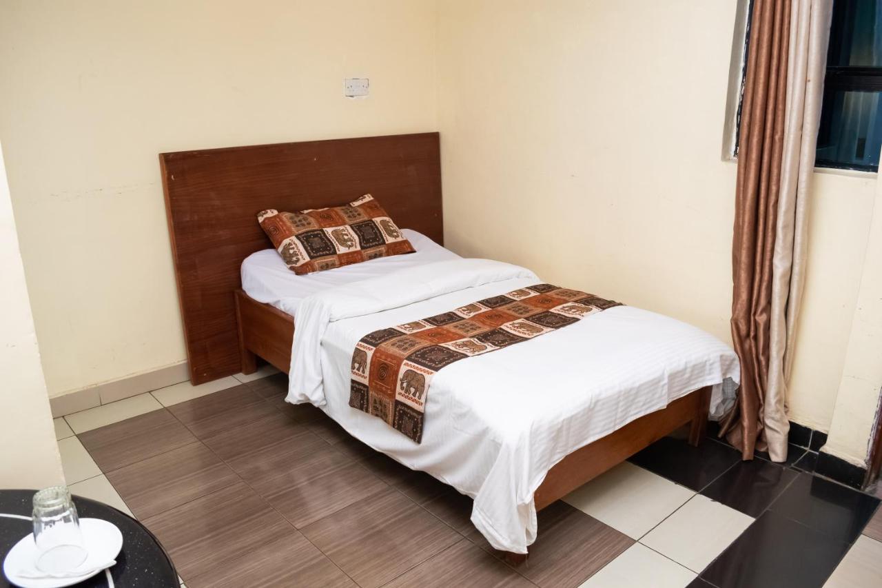 ניירובי Ngara Riverside Lodge מראה חיצוני תמונה