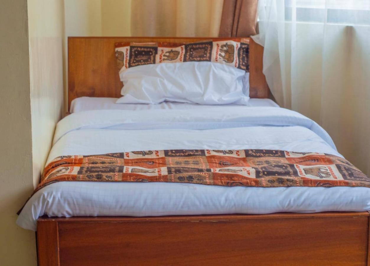 ניירובי Ngara Riverside Lodge מראה חיצוני תמונה