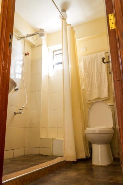 ניירובי Ngara Riverside Lodge מראה חיצוני תמונה